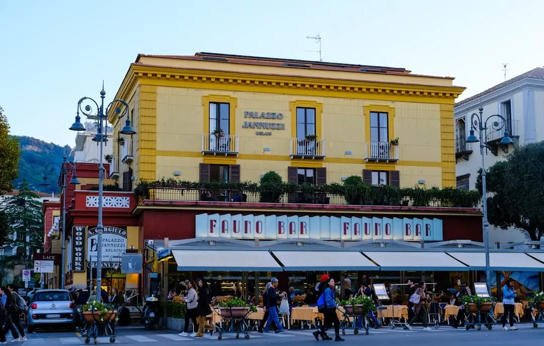 Vegetariska och veganska alternativ i Sorrento — prova dessa smakrika tips illustration
